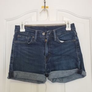 Levi's cuttoff shorts